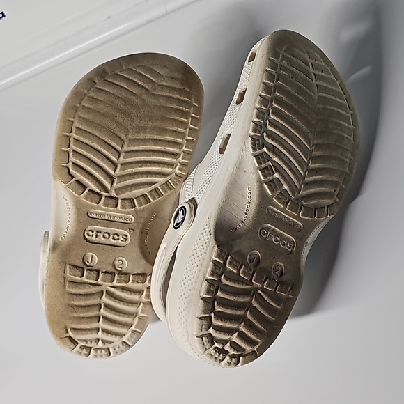 Crocs - Picture 2 of 3